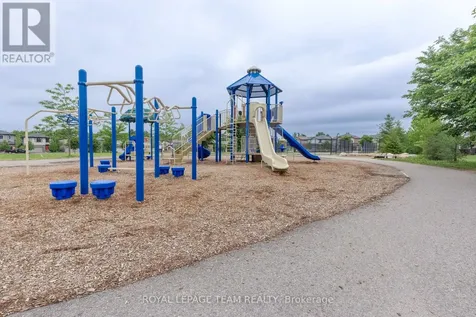 512 Breccia Heights Ottawa ON K2T 0L6