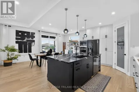 1757 Upper West Avenue London South (south B) ON N6K 0J2
