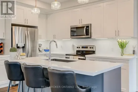 12 Icemaker Way Whitby ON L1P 0L5