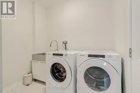 12 Icemaker Way Whitby ON L1P 0L5