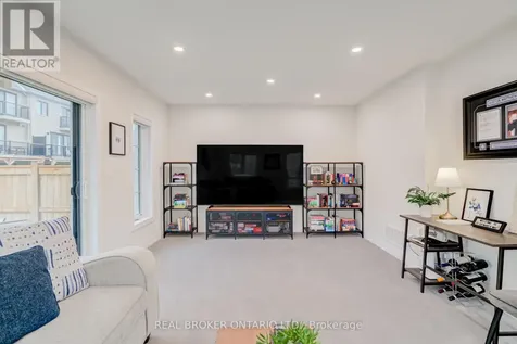 12 Icemaker Way Whitby ON L1P 0L5