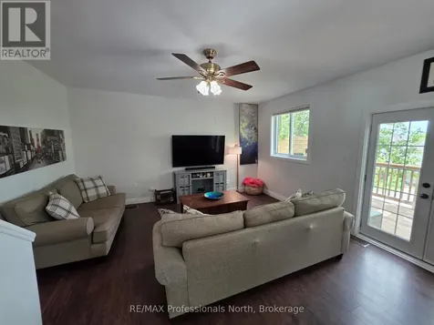 6 Dufferin Street North Huntsville ON P1H 1X3