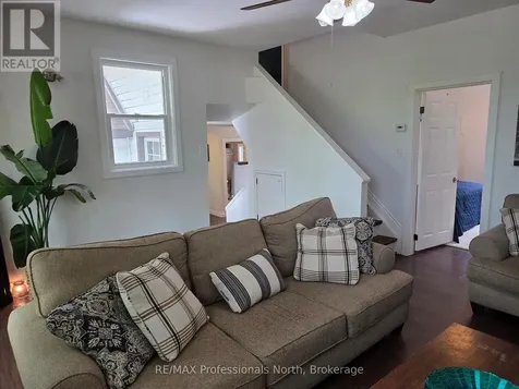 6 Dufferin Street North Huntsville ON P1H 1X3