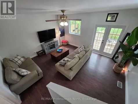 6 Dufferin Street North Huntsville ON P1H 1X3