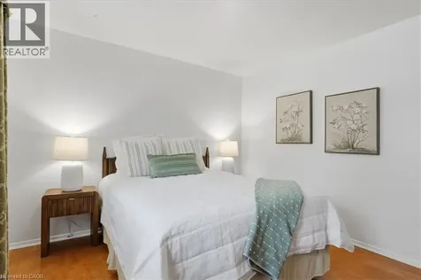118 Wilfred Avenue Kitchener ON N2A 1X1