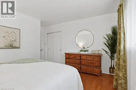 118 Wilfred Avenue Kitchener ON N2A 1X1