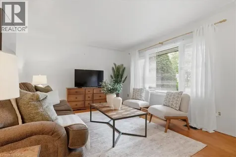 118 Wilfred Avenue Kitchener ON N2A 1X1