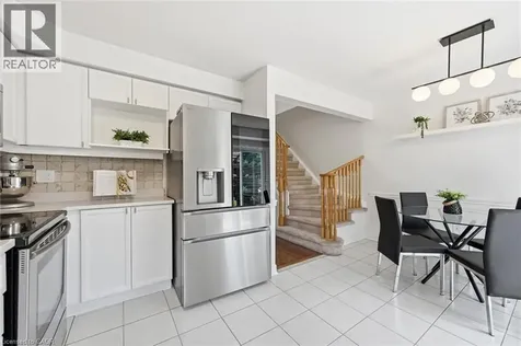 2420 Ravinebrook Crescent Oakville ON L6H 6Y2