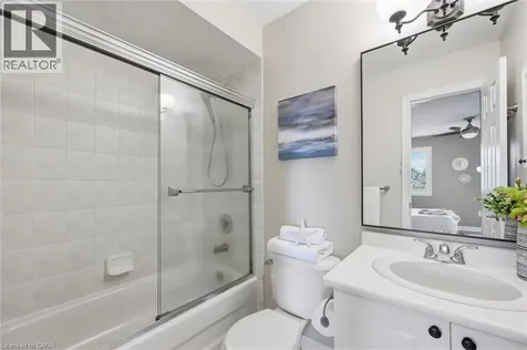 2420 Ravinebrook Crescent Oakville ON L6H 6Y2
