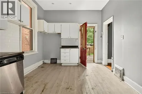 86 Sherman Avenue North Hamilton ON L8L 6M4