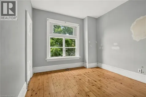 86 Sherman Avenue North Hamilton ON L8L 6M4