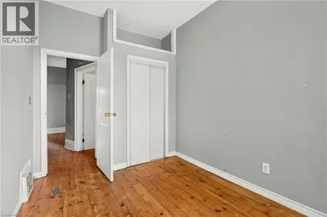 86 Sherman Avenue North Hamilton ON L8L 6M4