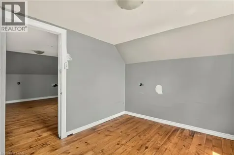 86 Sherman Avenue North Hamilton ON L8L 6M4