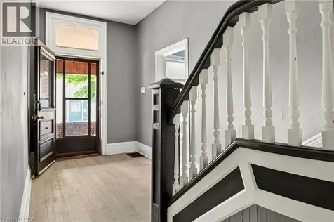 86 Sherman Avenue North Hamilton ON L8L 6M4