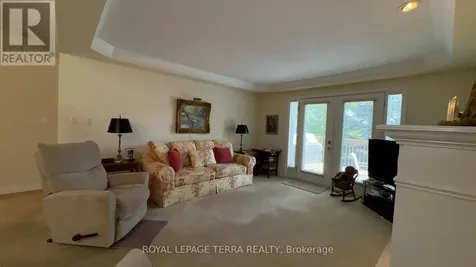 13 Montebello Terrace New Tecumseth ON L9R 2H4