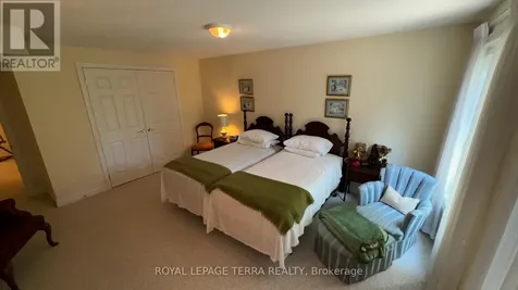 13 Montebello Terrace New Tecumseth ON L9R 2H4