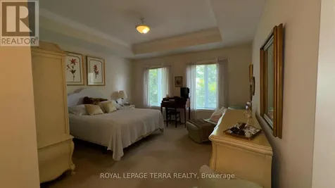13 Montebello Terrace New Tecumseth ON L9R 2H4