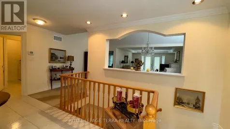 13 Montebello Terrace New Tecumseth ON L9R 2H4