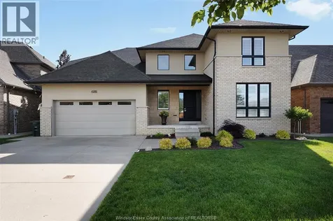 6181 Silver Maple Lasalle ON N9H 0C1