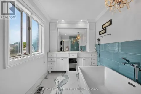 3809 Alderwood Street Ottawa ON K1T 3R3