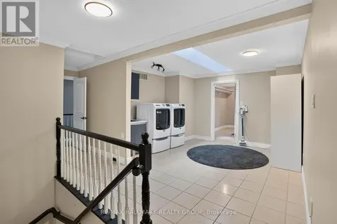 3809 Alderwood Street Ottawa ON K1T 3R3