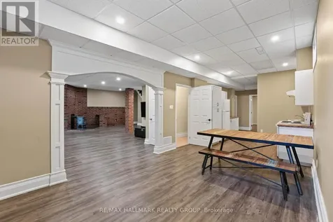 3809 Alderwood Street Ottawa ON K1T 3R3