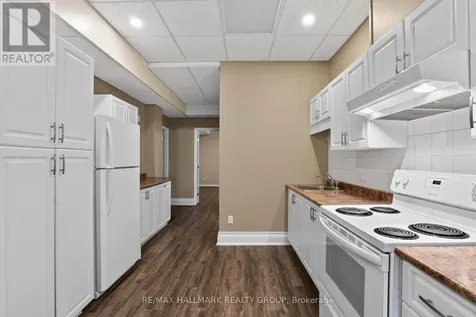 3809 Alderwood Street Ottawa ON K1T 3R3