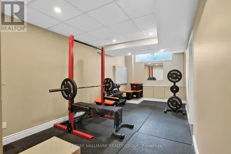 3809 Alderwood Street Ottawa ON K1T 3R3