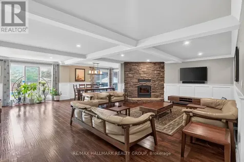 3809 Alderwood Street Ottawa ON K1T 3R3