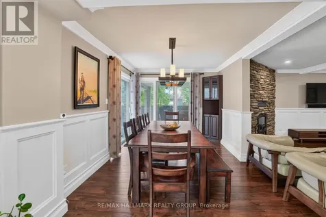 3809 Alderwood Street Ottawa ON K1T 3R3