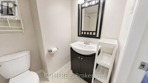 270 Brittany Drive Ottawa ON K1K 4M3