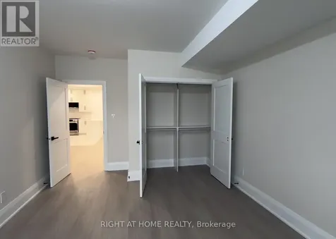 15 Bell Street North Ottawa ON K1R 7C5