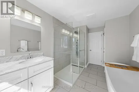 1081 Boucher Crescent Ottawa ON K4M 1B3