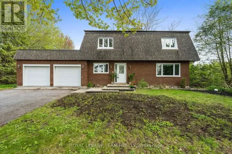1081 Boucher Crescent Ottawa ON K4M 1B3