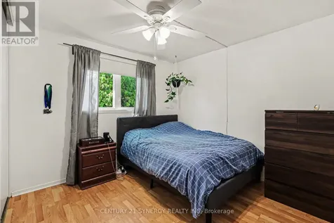 1082 Taffy Lane Ottawa ON K1C 1Y5