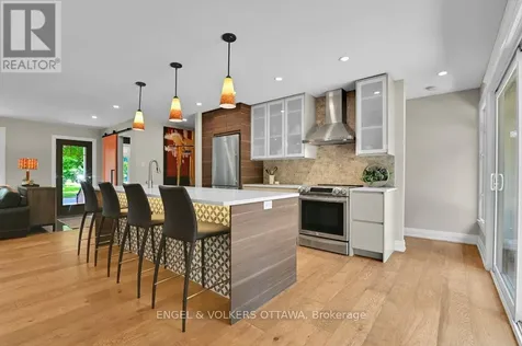 580 Thessaly Circle Ottawa ON K1H 5W5