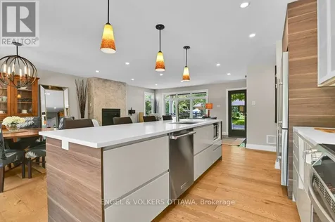 580 Thessaly Circle Ottawa ON K1H 5W5