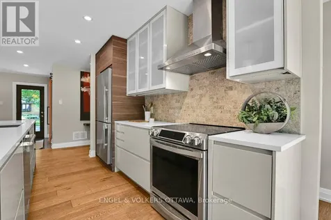 580 Thessaly Circle Ottawa ON K1H 5W5