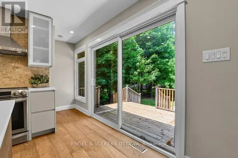 580 Thessaly Circle Ottawa ON K1H 5W5