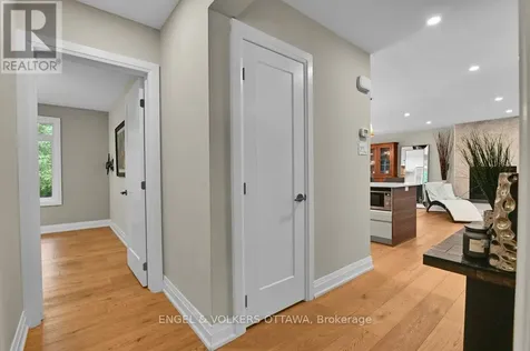 580 Thessaly Circle Ottawa ON K1H 5W5