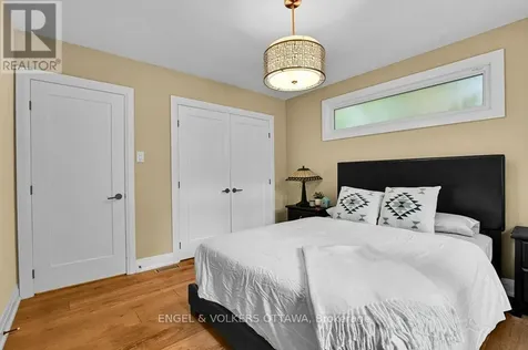 580 Thessaly Circle Ottawa ON K1H 5W5