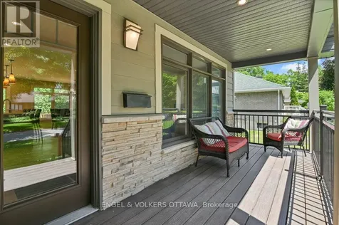 580 Thessaly Circle Ottawa ON K1H 5W5