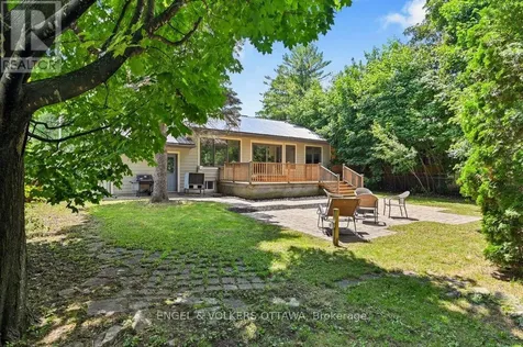 580 Thessaly Circle Ottawa ON K1H 5W5