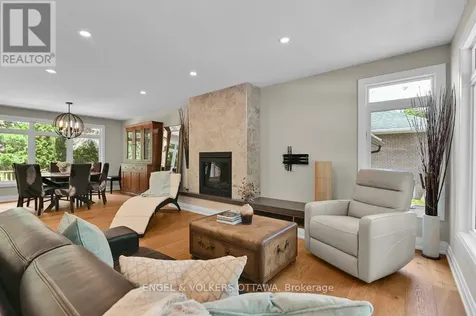 580 Thessaly Circle Ottawa ON K1H 5W5