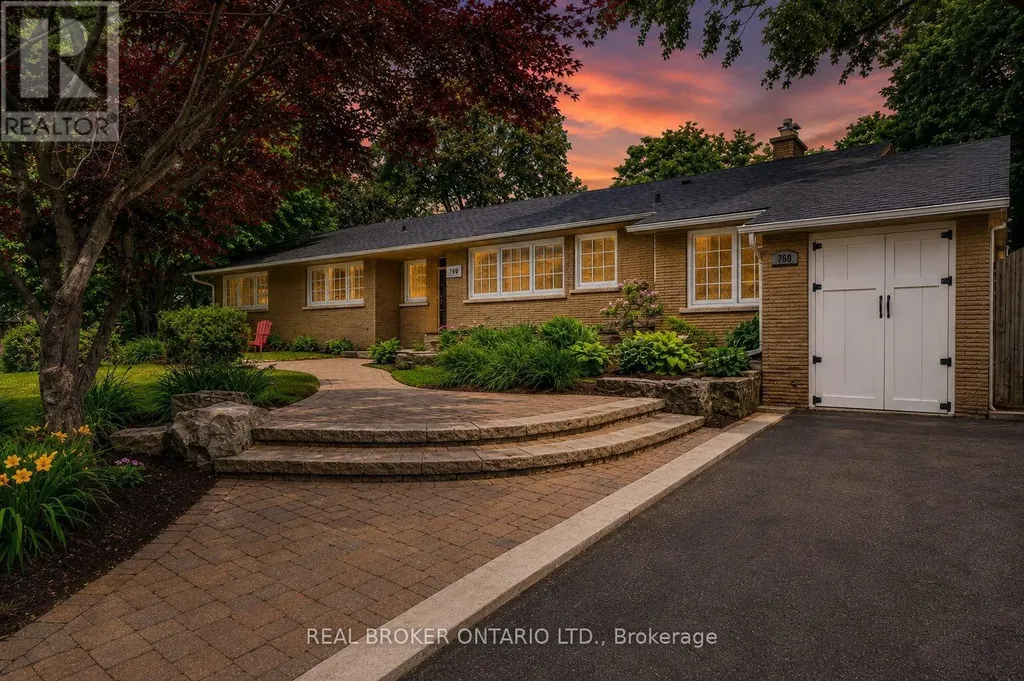 760 Kingsway Drive Burlington (lasalle) ON L7T 3H4
