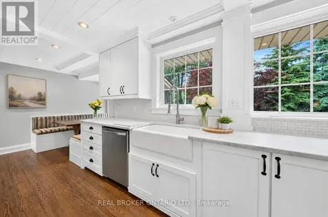 760 Kingsway Drive Burlington (lasalle) ON L7T 3H4