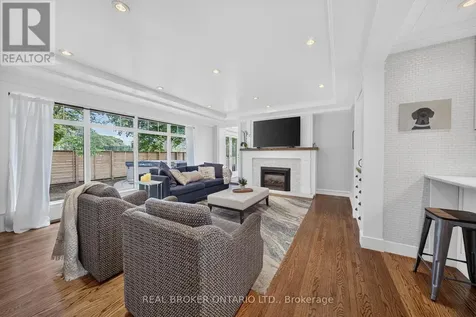 760 Kingsway Drive Burlington (lasalle) ON L7T 3H4