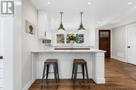 760 Kingsway Drive Burlington (lasalle) ON L7T 3H4