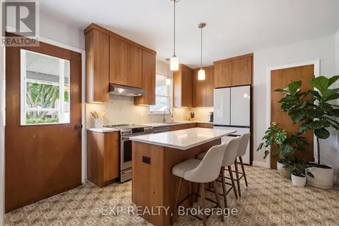 223 River Road East Kitchener ON N2B 2G9