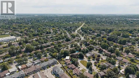 223 River Road East Kitchener ON N2B 2G9